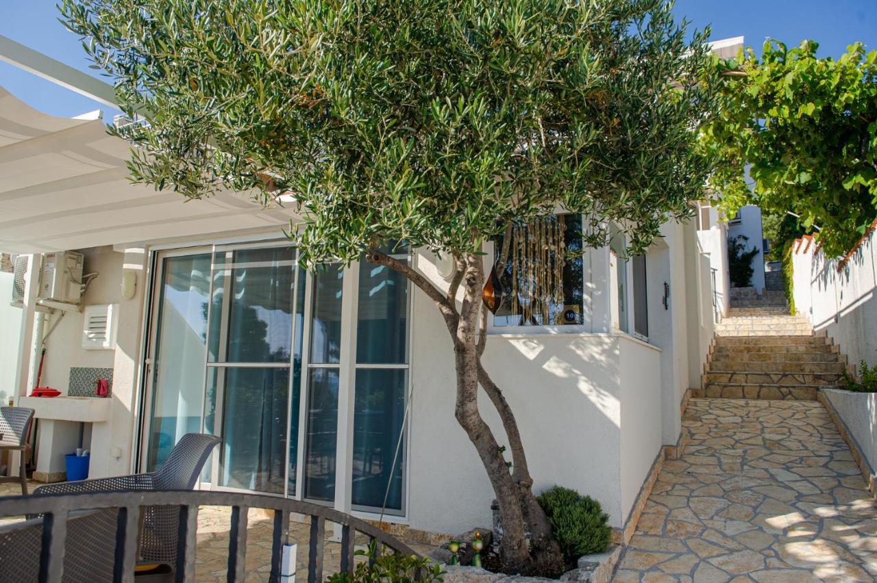 Exclusive Seaside Dream Apartments Murter Exterior foto